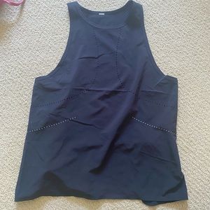 Black Lululemon racer back tank race length sz 6